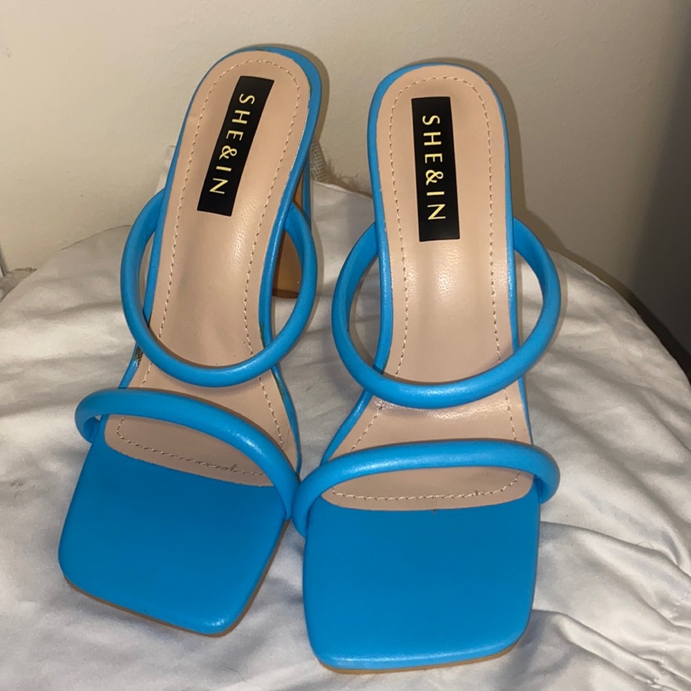NWOT SheIn Heels